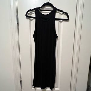 Sleeveless body on dress